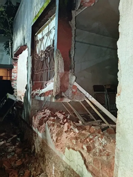 Gelatin sticks blast rocks locked Kolhapur house; police probe origins