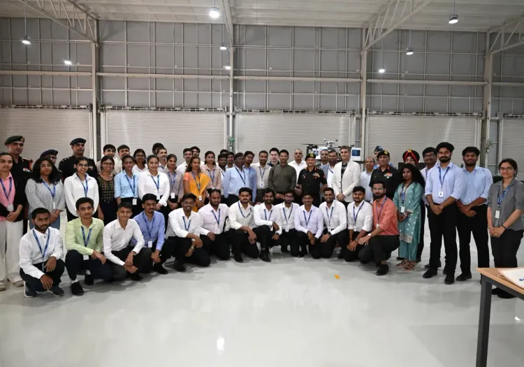 थल सेना प्रमुख उपेंद्र द्विवेदी ने स्वार्म ड्रोन और आईएसआर तकनीक का किया अवलोकन, दुश्मन पर रखी जाएगी पैनी नज़र