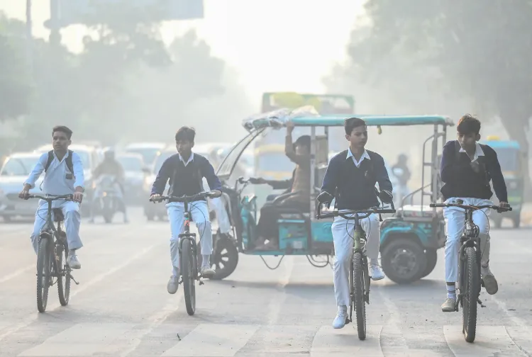 क्या घने कोहरे और कड़ाके की ठंड के चलते गौतमबुद्धनगर में नर्सरी से कक्षा 8 तक के स्कूल 10 जनवरी तक बंद रहेंगे?