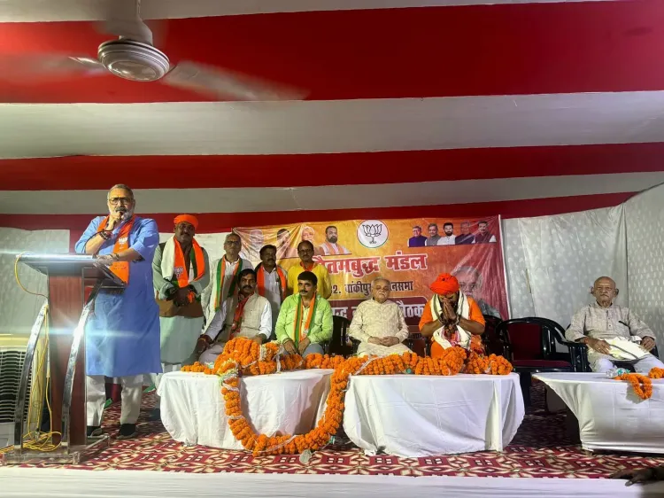 Giriraj Singh campaigns for BJP in Bankipur by-election