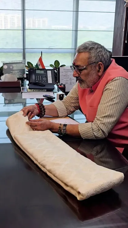 Giriraj Singh chairs meet with Viscose Importers Association