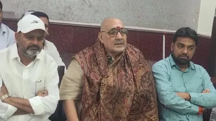 Giriraj Singh launches padyatra in Begusarai for democratic awareness