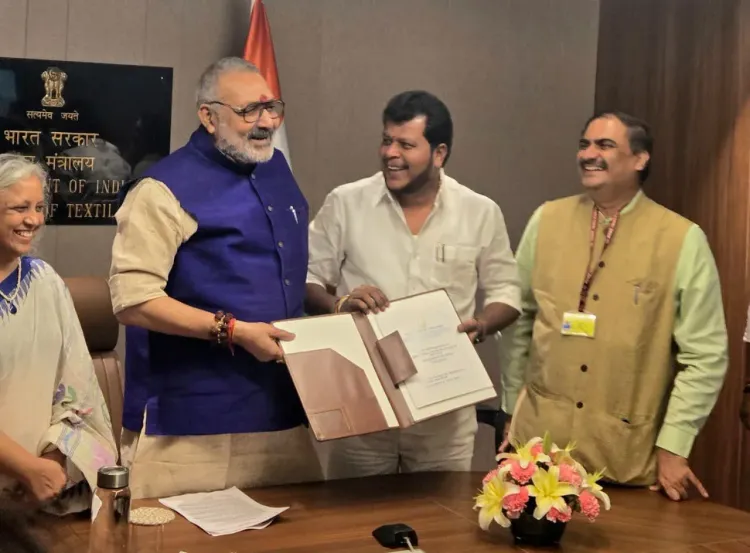 Giriraj Singh Meets Tamil Nadu Textiles Minister to Boost Sector Ties