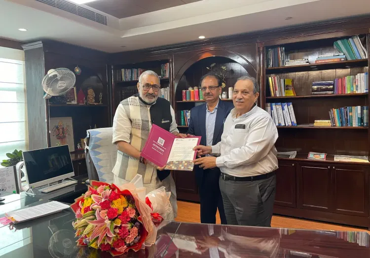 Giriraj Singh receives BharatTex 2026 invite from textile federation