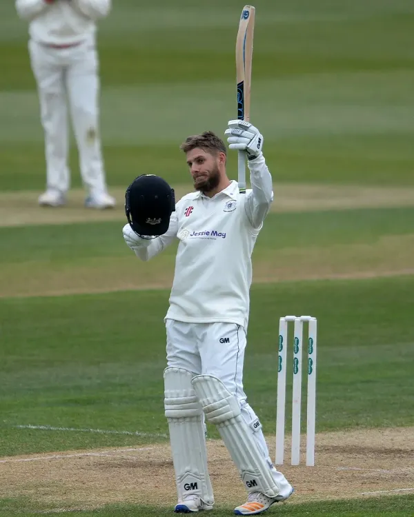 Why Did Gloucestershire Veteran Chris Dent Decide to Retire from Professional Cricket?