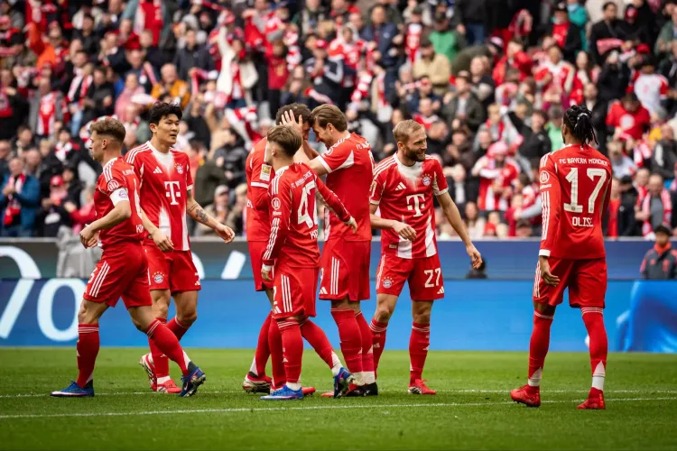Bayern Munich's Dominant 4-0 Win Over Union Berlin: Gnabry Shines