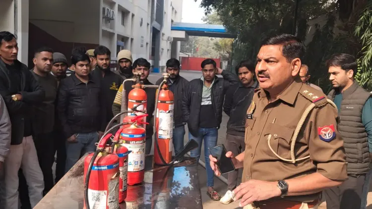 क्या गाजियाबाद में गोवा अग्निकांड के बाद फायर सुरक्षा में सख्ती बढ़ाई जा रही है?