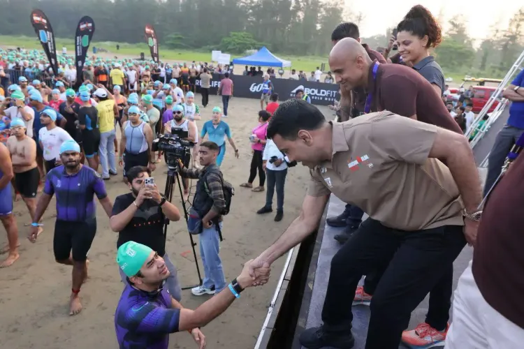 क्या गोवा के मुख्यमंत्री प्रमोद सावंत ने 'आयरनमैन 70.3' प्रतियोगिता को हरी झंडी दिखाई?