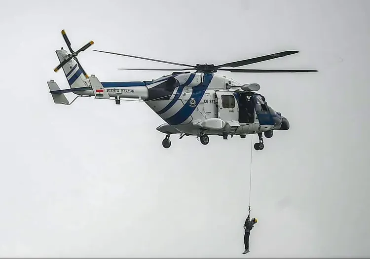 India notifies 405 defence items worth ₹3,070 crore for local production