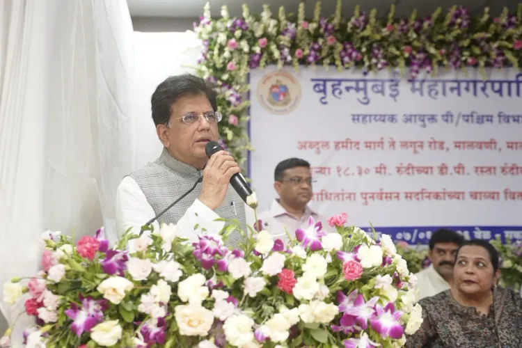 Goyal Hands Over Keys to 106 Families in Mumbai's Malvani