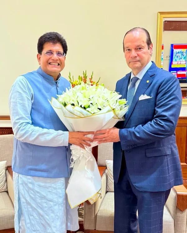 Goyal Meets Panama FM, Discusses Trade and UPI Cooperation
