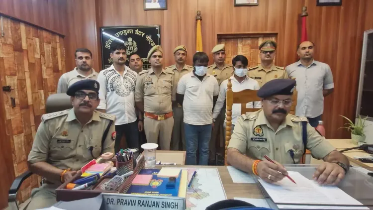 ग्रेटर नोएडा: बंद मकानों में चोरी करने वाले दो शातिर चोरों की गिरफ्तारी, लाखों की ज्वैलरी व हथियार बरामद