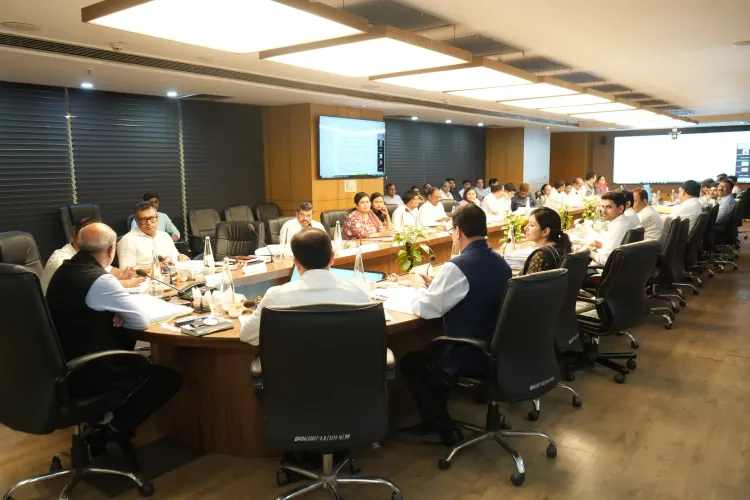 ग्रेटर नोएडा प्राधिकरण की 143वीं बोर्ड बैठक: ₹6,048 करोड़ का बजट, ईवी बसें और नई सड़कों को मंजूरी