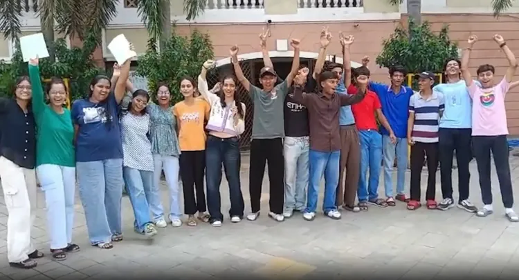 गुजरात 10वीं बोर्ड रिजल्ट 2025: GSEB में 83.86% छात्र पास, लड़कियों का पास प्रतिशत 88.28