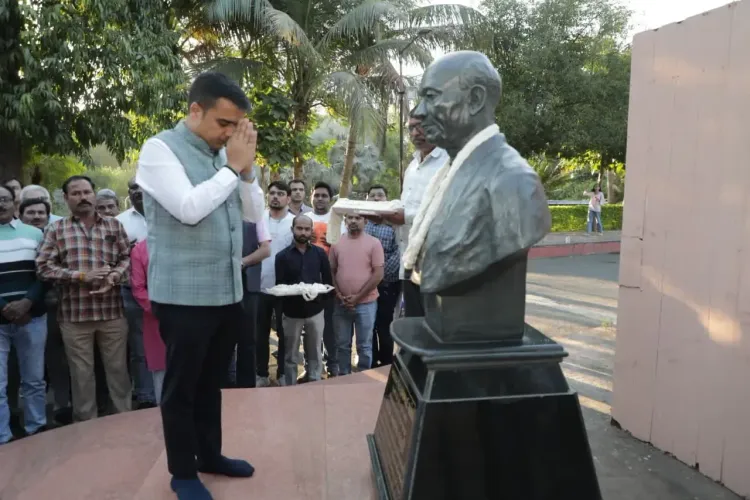 How Did 195 Applicants Obtain Indian Citizenship at the Ahmedabad Camp?