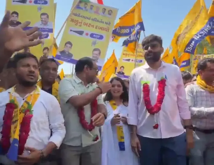 AAP announces 29 candidates for Gandhinagar civic polls, holds 'Parivartan Yatra'