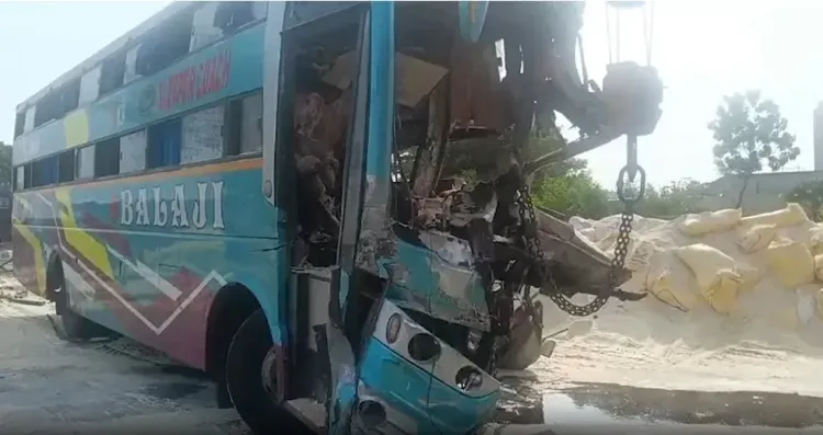 Gujarat bus crash kills 7 on Vadodara-Jarod Road; Amit Shah condoles