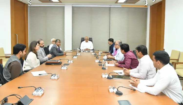 Gujarat CM Patel Signs MoU With Meta for WhatsApp Governance