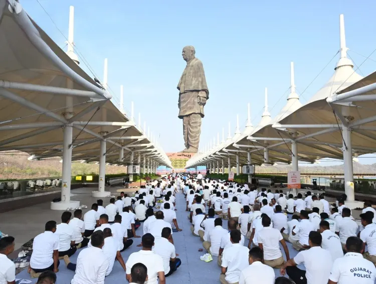Gujarat CMO marks Yoga Day at Statue of Unity, temples, beaches