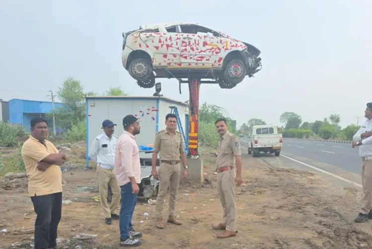 Wrecked car on NH-48 in Sabarkantha warns motorists of road danger