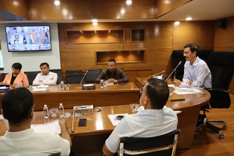 Gujarat DGP orders faster '112' emergency response across state