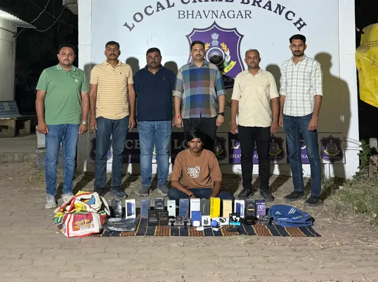Flipkart delivery agent arrested in Gujarat with ₹4.60 lakh in stolen parcels