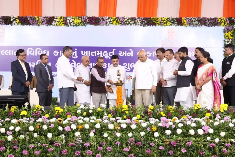 What New Developments Did Gujarat Unveil with 14 MRI Machines and 31 Projects?