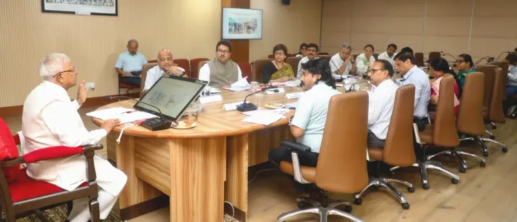 मुख्यमंत्री दुधारू पशु प्रदाय योजना: MP के अधिकारी गुजरात की दुग्ध संजीवनी योजना का अध्ययन करेंगे बनासकांठा में