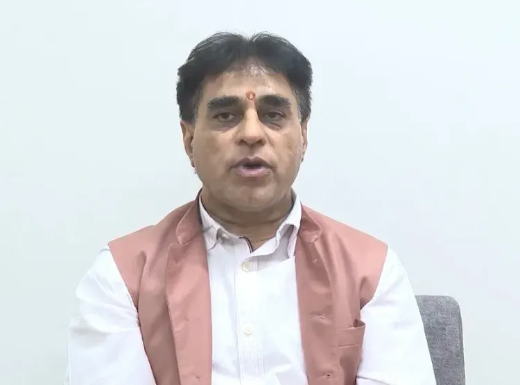 गुजरात में चांदीपुरा वायरस: 184 संदिग्ध केस, 22 बच्चों की मौत; स्वास्थ्य मंत्री पानशेरिया ने दिया अलर्ट