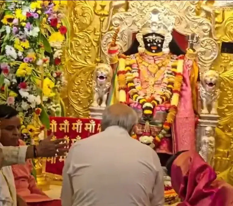 क्या गुजरात में नववर्ष का उत्साह देखने लायक है? सीएम भूपेंद्रभाई पटेल ने मां भद्रकाली मंदिर में पूजा-अर्चना की