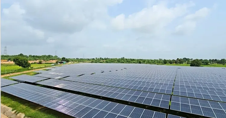 गुजरात ने 2025-26 में 49.79 मिलियन टन कार्बन उत्सर्जन घटाया, देश में नवीकरणीय ऊर्जा में अव्वल