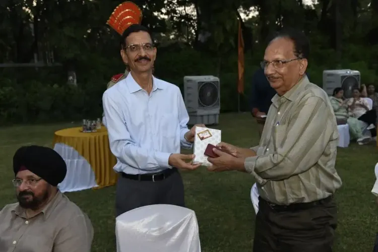 Gujarat Police honours 30+ retired DGP, ADGP officers at 'Salute Our Mentors' event