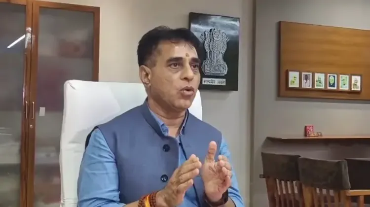 गुजरात के स्वास्थ्य मंत्री प्रफुल पंशेरिया ने PM मोदी की ईंधन बचत अपील का स्वागत किया, पायलट कार छोड़ने का ऐलान