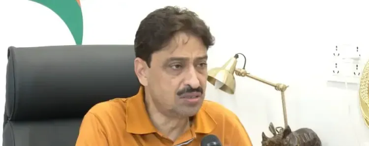 हामिद अंसारी ने सनातन का अपमान नहीं किया — योगी के बयान पर कांग्रेस नेताओं का पलटवार