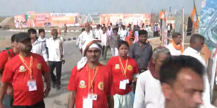 PM मोदी ने हरदोई में गंगा एक्सप्रेस-वे का लोकार्पण किया, मेरठ-प्रयागराज यात्रा 6 घंटे में होगी पूरी