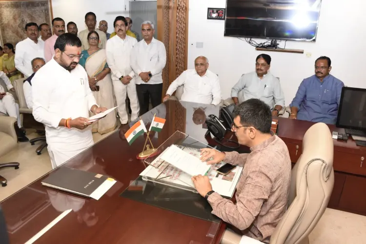 Harshad Parmar sworn in as MLA after BJP holds Umreth seat by 30,000 votes
