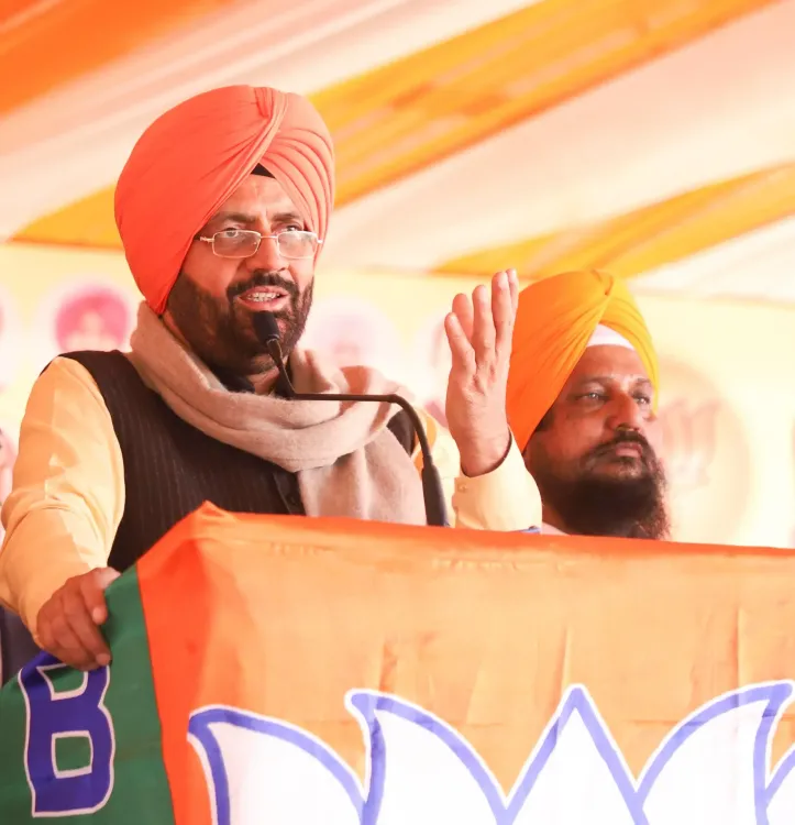 How is Haryana CM Saini Encouraging the Saini Community to Establish a BJP Government in Punjab?