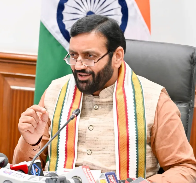 Haryana Chief Minister Evaluates Progress of 700-Bed Hospital in Gurugram