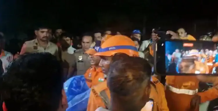 फरीदाबाद बोरवेल रेस्क्यू: सीही गाँव में गिरी बच्ची को 9 घंटे बाद बचाया, हालत गंभीर