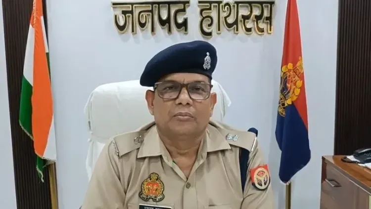 हाथरस में भगवान परशुराम की मूर्ति तोड़ी, CCTV में कैद आरोपी; 5 टीमें तलाश में जुटीं