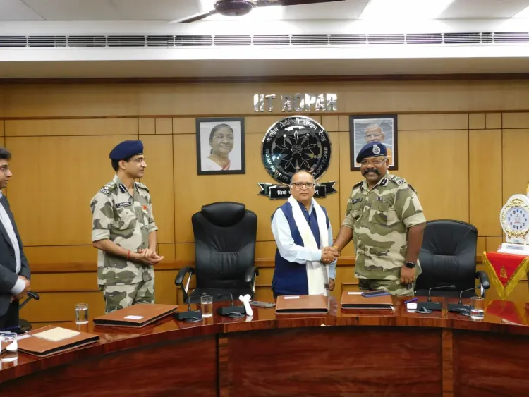 सीआईएसएफ-आईआईटी रोपड़ साझेदारी: हवाई अड्डों की साइबर सुरक्षा के लिए 6 सप्ताह की विशेष ट्रेनिंग