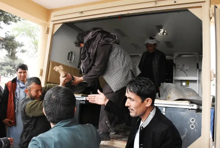 Baghlan highway crash kills 5, injures 20 in head-on bus-tanker collision