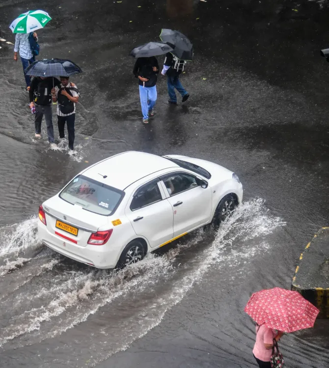 Mumbai-Konkan rains kill 9: Mankhurd chawl collapse, highway gridlock, flood alerts