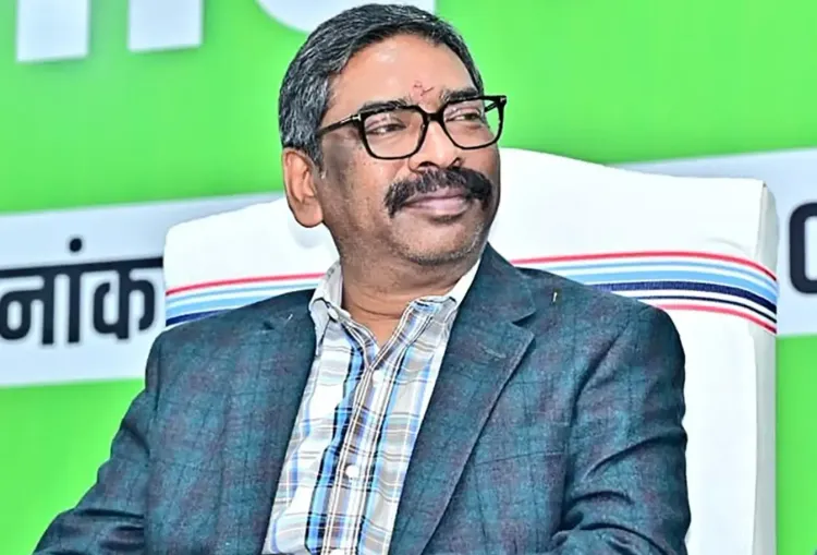 Why Did Hemant Soren Express Gratitude to the Centre for His Father Shibu Soren's Padma Bhushan?