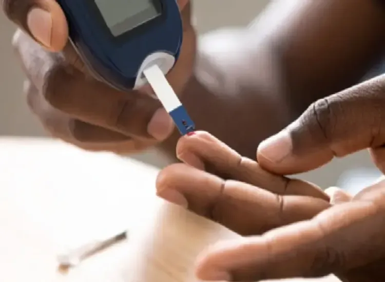 लो शुगर का खतरा: जानिए क्यों है यह हाई शुगर से ज्यादा खतरनाक