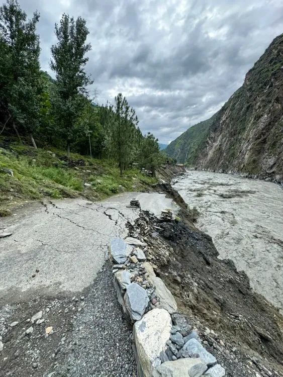 क्या हिमाचल प्रदेश के कुल्लू में 30 सितंबर तक एडवेंचर गतिविधियां स्थगित रहेंगी?