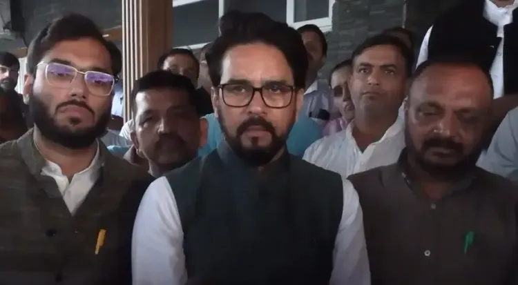 क्या हिमाचल प्रदेश में अनुराग ठाकुर ने व्यापारियों संग बैठक में जीएसटी कटौती को जनता का तोहफा बताया?