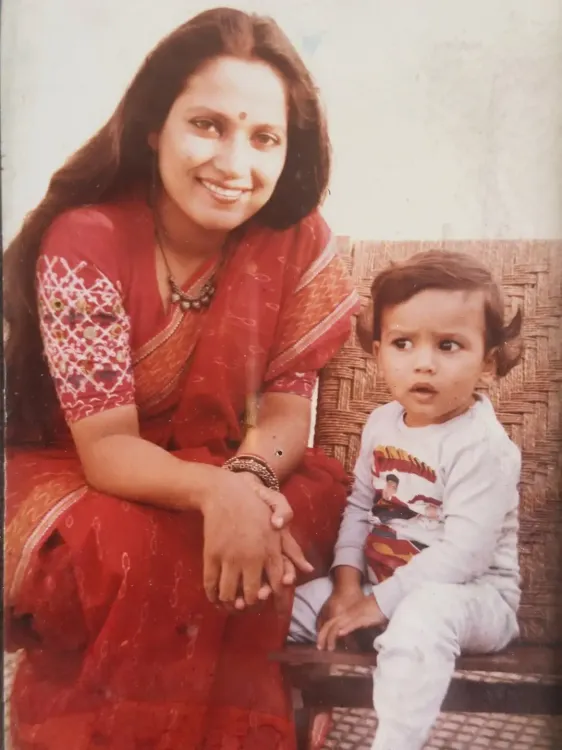 Himani Shivpuri recalls rented flat, bus rides and juggling theatre with motherhood
