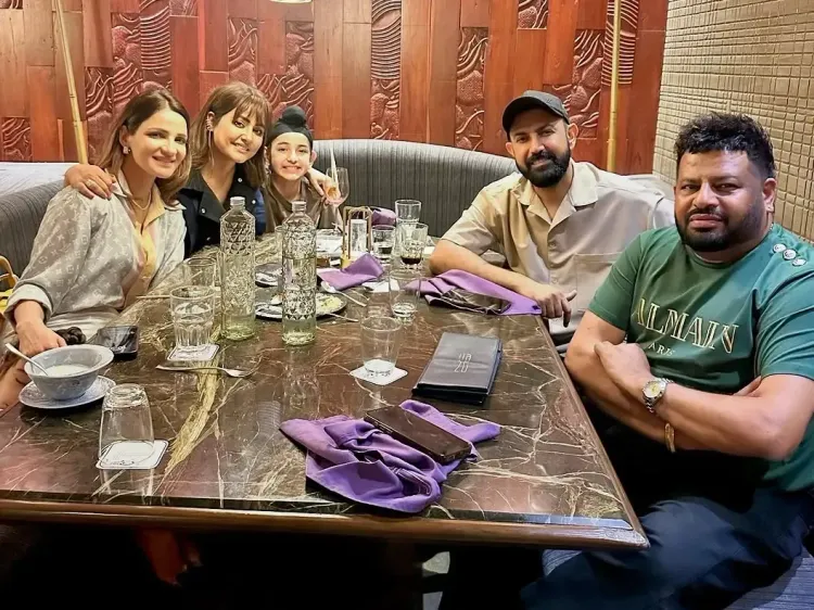 Hina Khan Commends Gippy Grewal for Uniting Punjabi Cinema with Bollywood