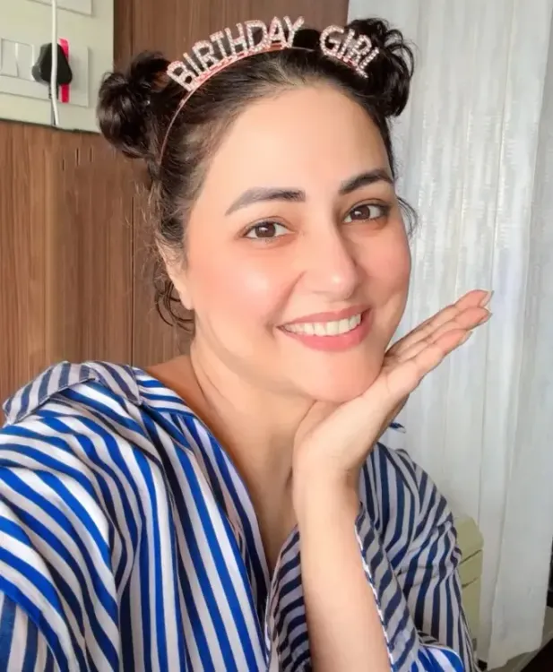 Is Hina Khan a Crazy Perfume Lover Who Hates Average Scents?